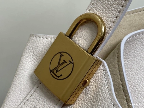 LOUIS VUITTON Jh-31*35*18CM Hobo Low Key 0901
